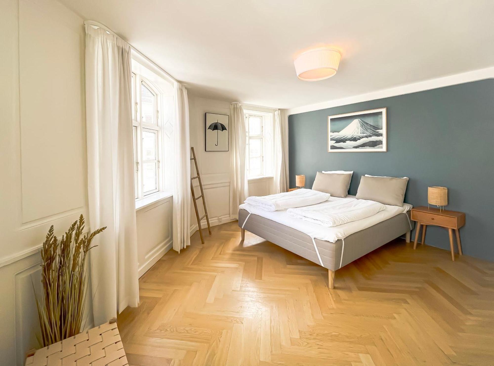 Large Apartment With 4 Bedrooms In Copenhague Exterior foto